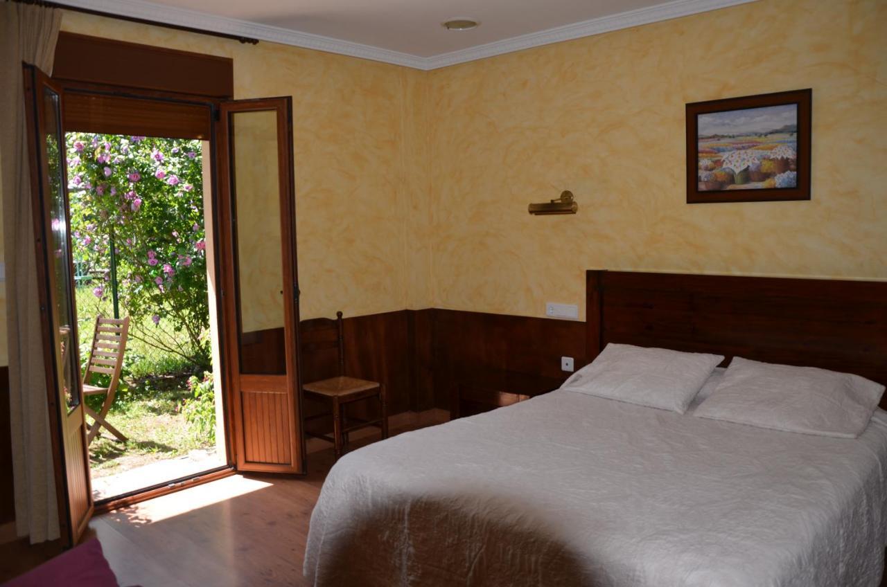 Hotel Arenas De Cabrales- Apartamentos エクステリア 写真